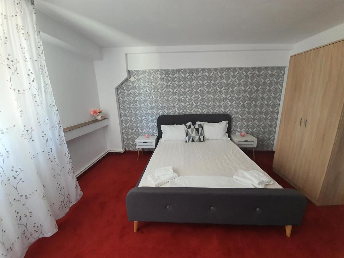 Bon Ton Residence Дробета-Турну-Северин Экстерьер фото